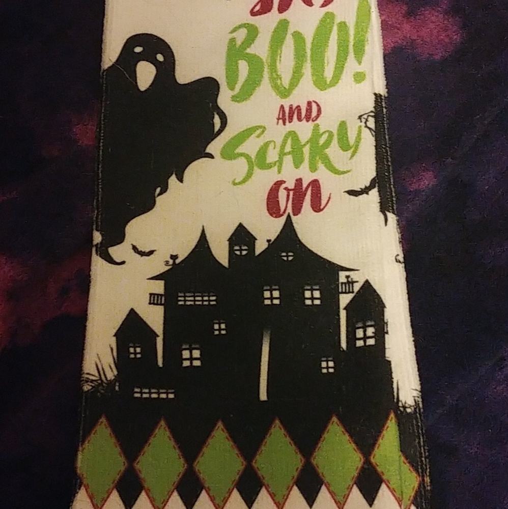 HP Halloween kitchen towel
